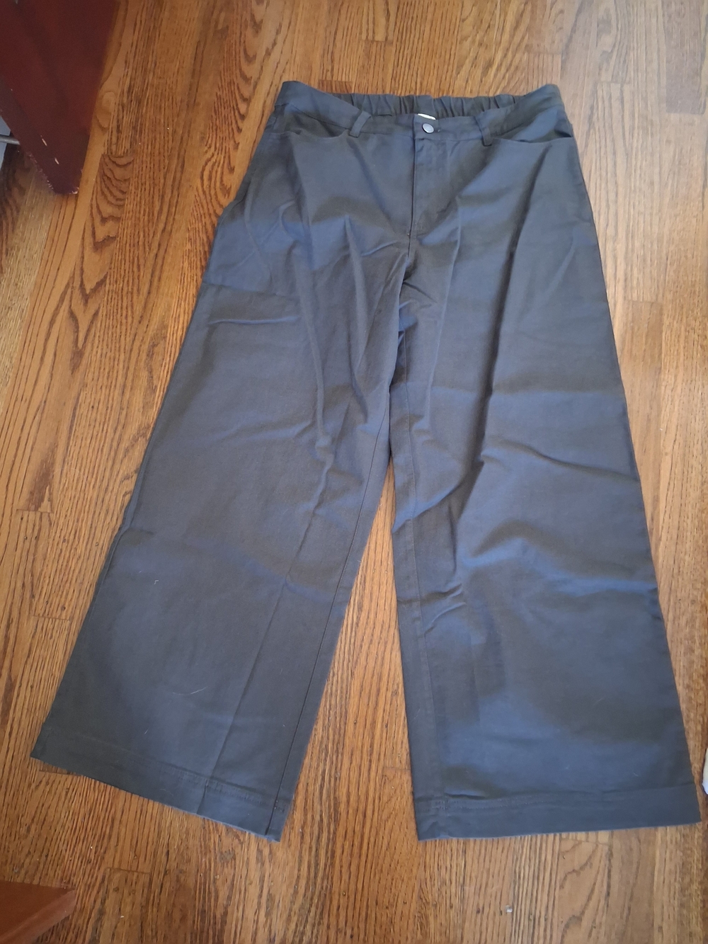 Pact Men's Wide-Leg Pants in Black